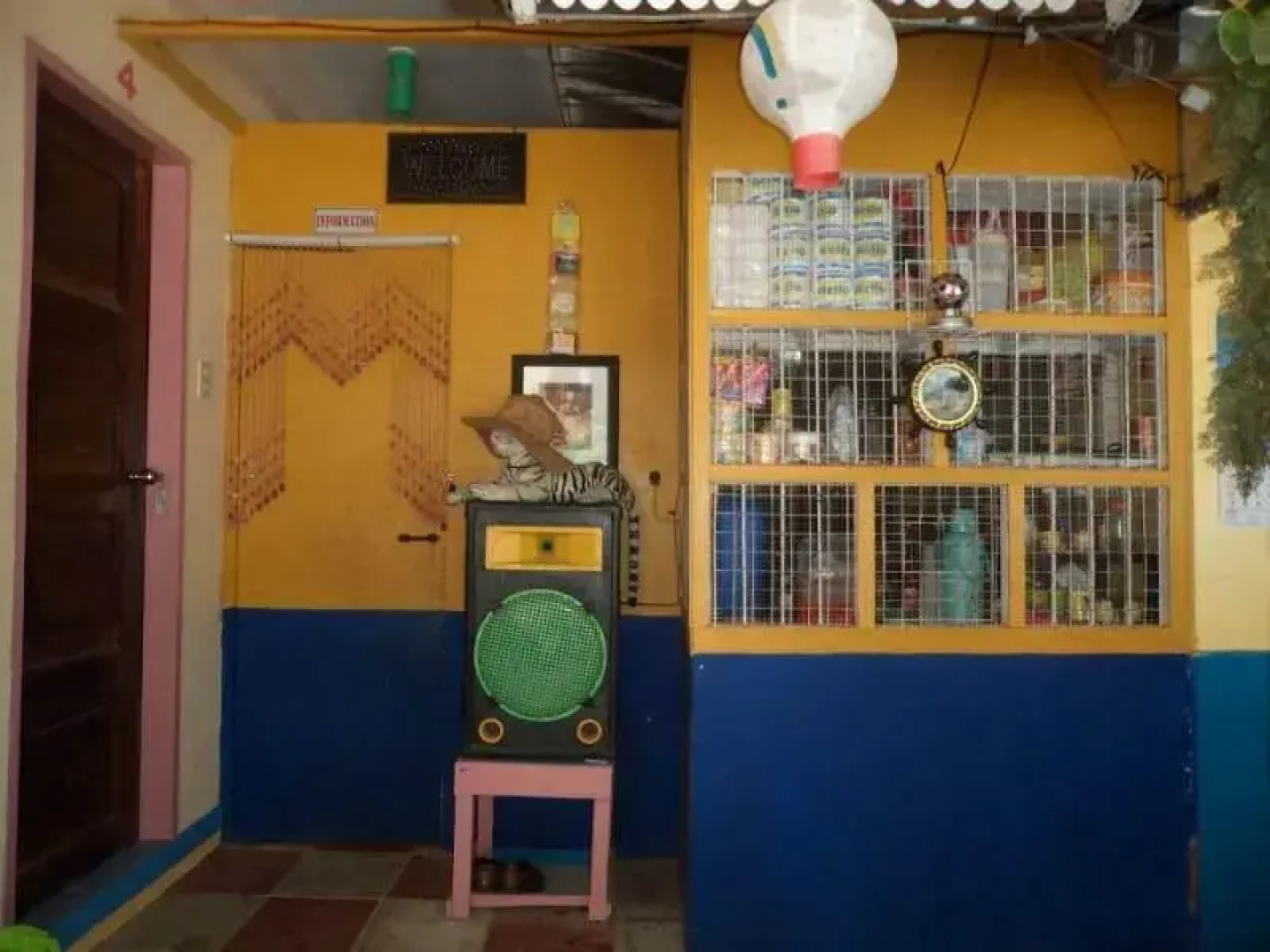 Wow Na Wow Tourist Inn