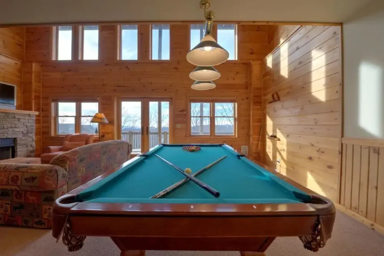 All Decked Out - 4 Br Cabin