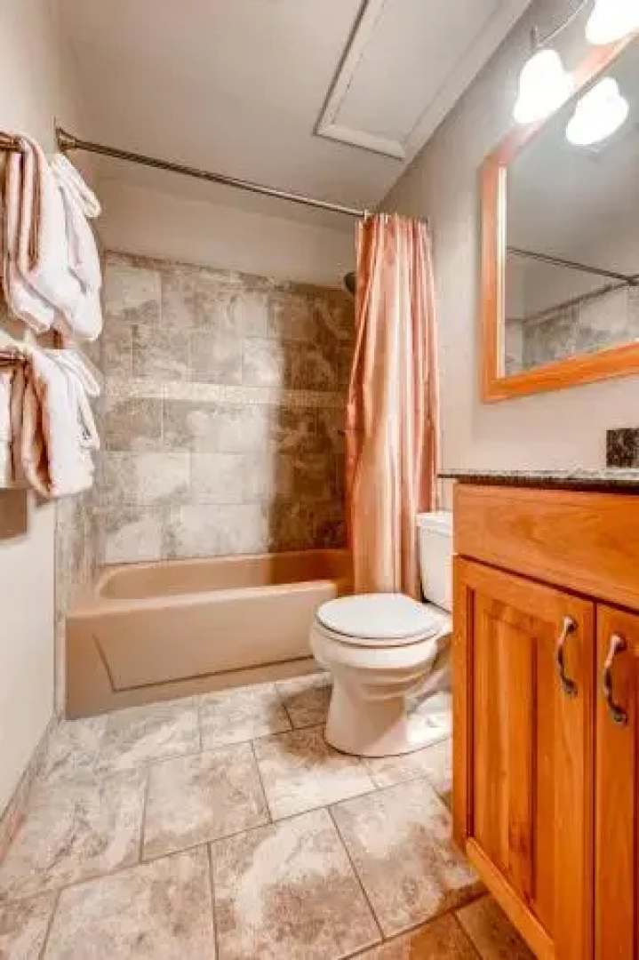 Mountainside E259 by Colorado Rocky Mountain Resorts