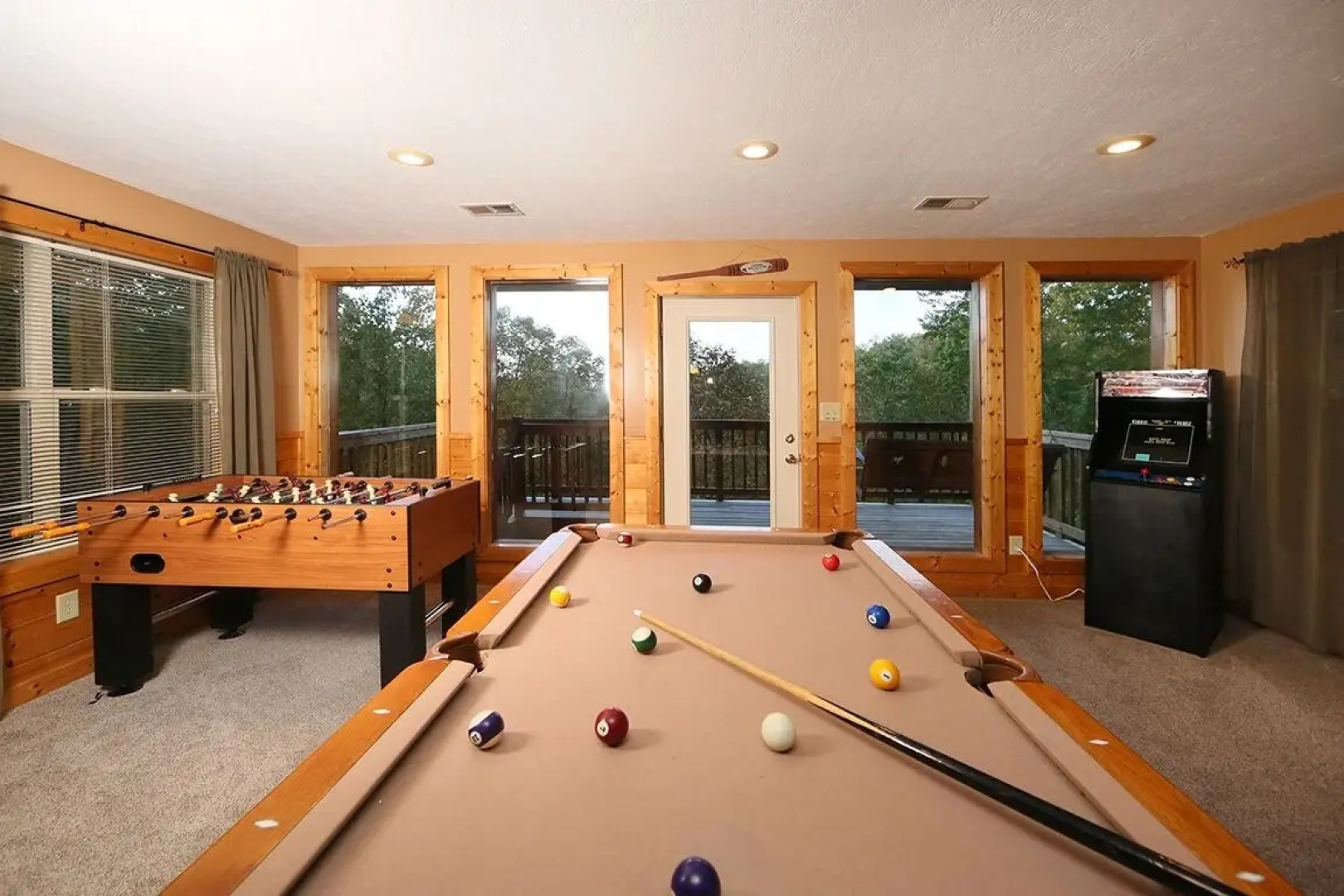 Mountain Shadow 6 Br cabin by RedAwning