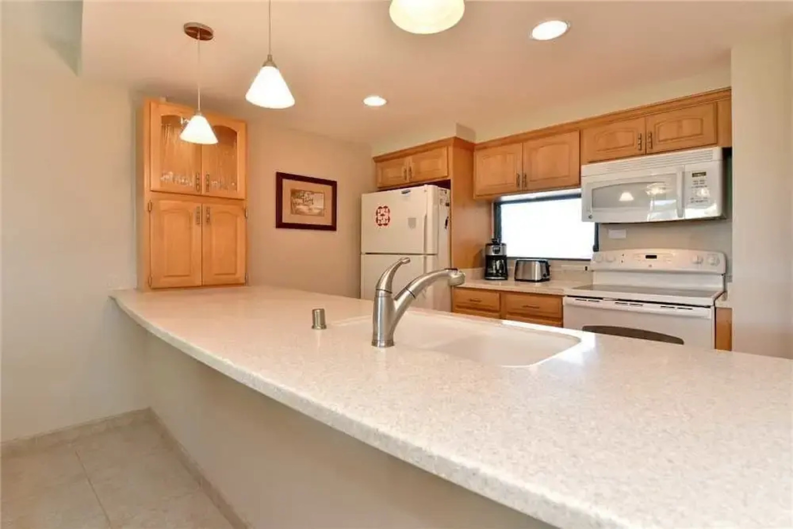 Paki Maui 224 by RedAwning