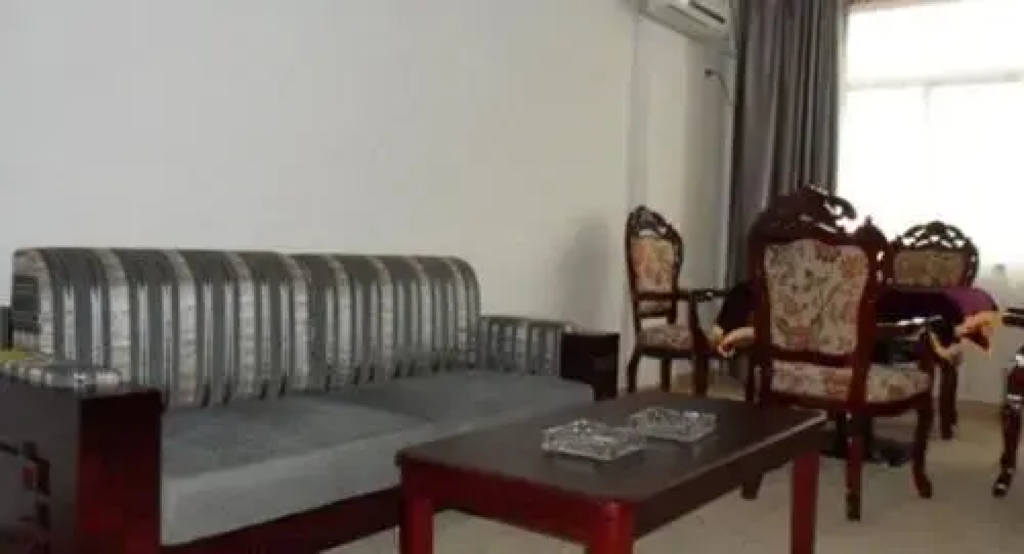 Longjin Villa