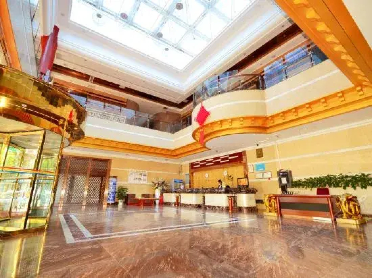 Xianning Lanhai Hotel