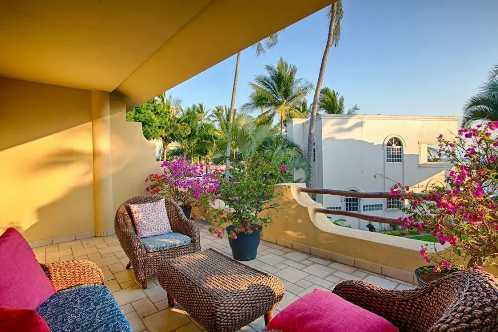 Casa de los Ninos Hotel Room #334413 3 Bedrooms 3 Bathrooms Hotel Room