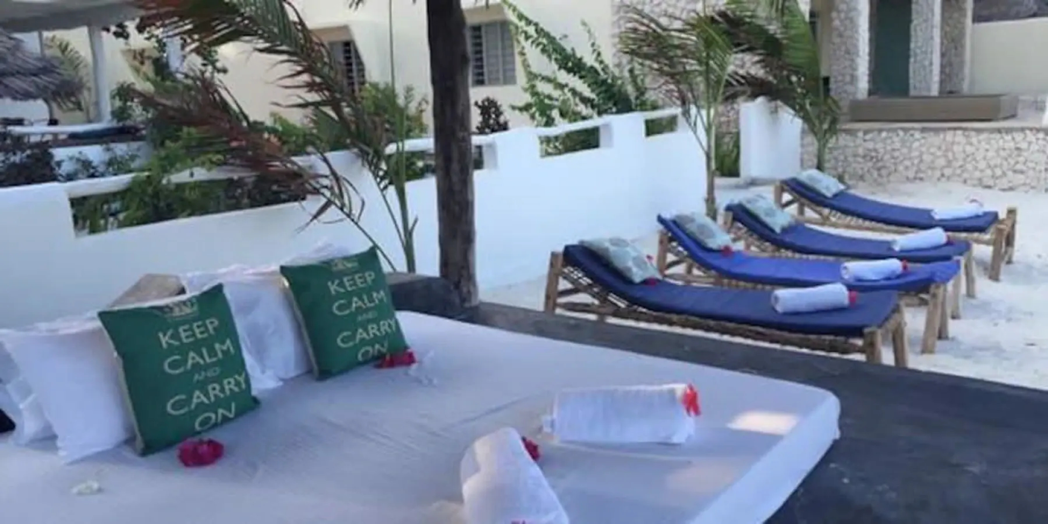 Saffron Beach Villa