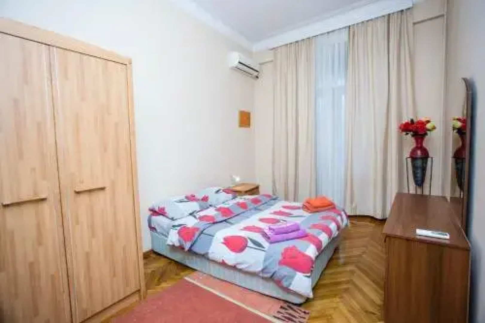 Boulevard Apartment
