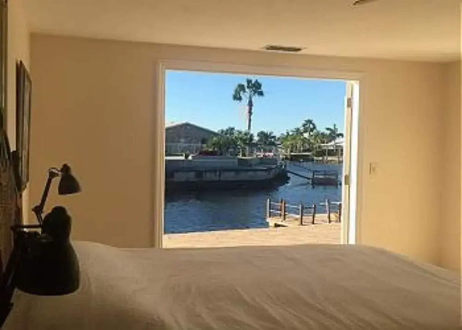 The Sunset House - Three Bedroom Home