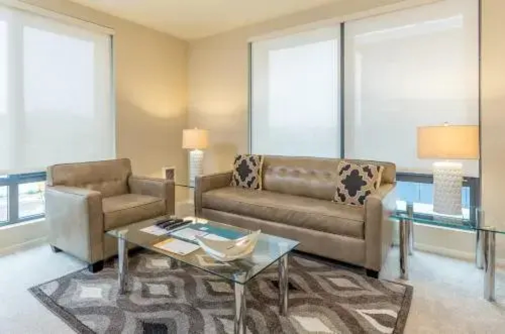 Global Luxury Suites at China Basin