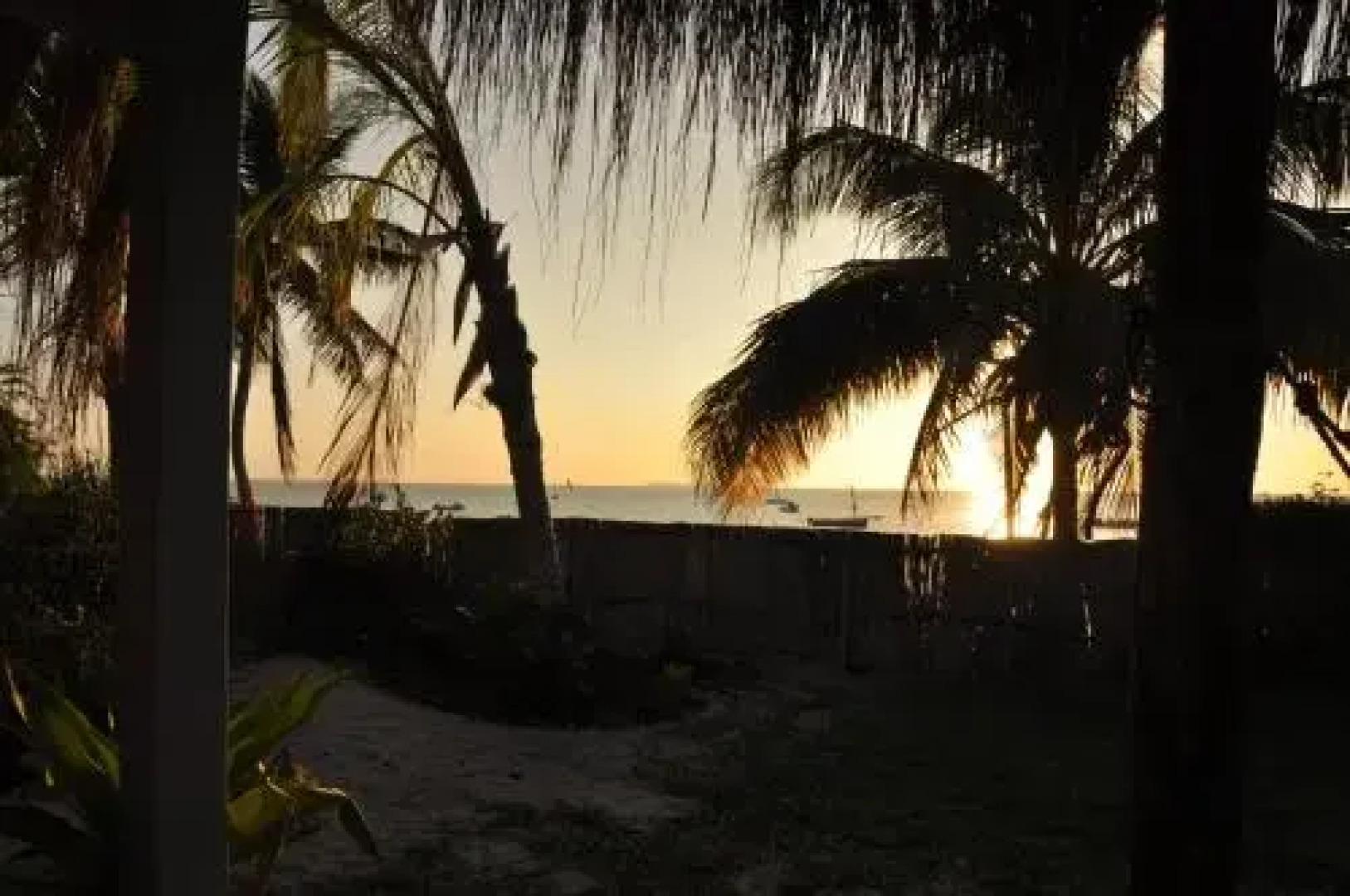 Baobab Beach Resort and Backpackers