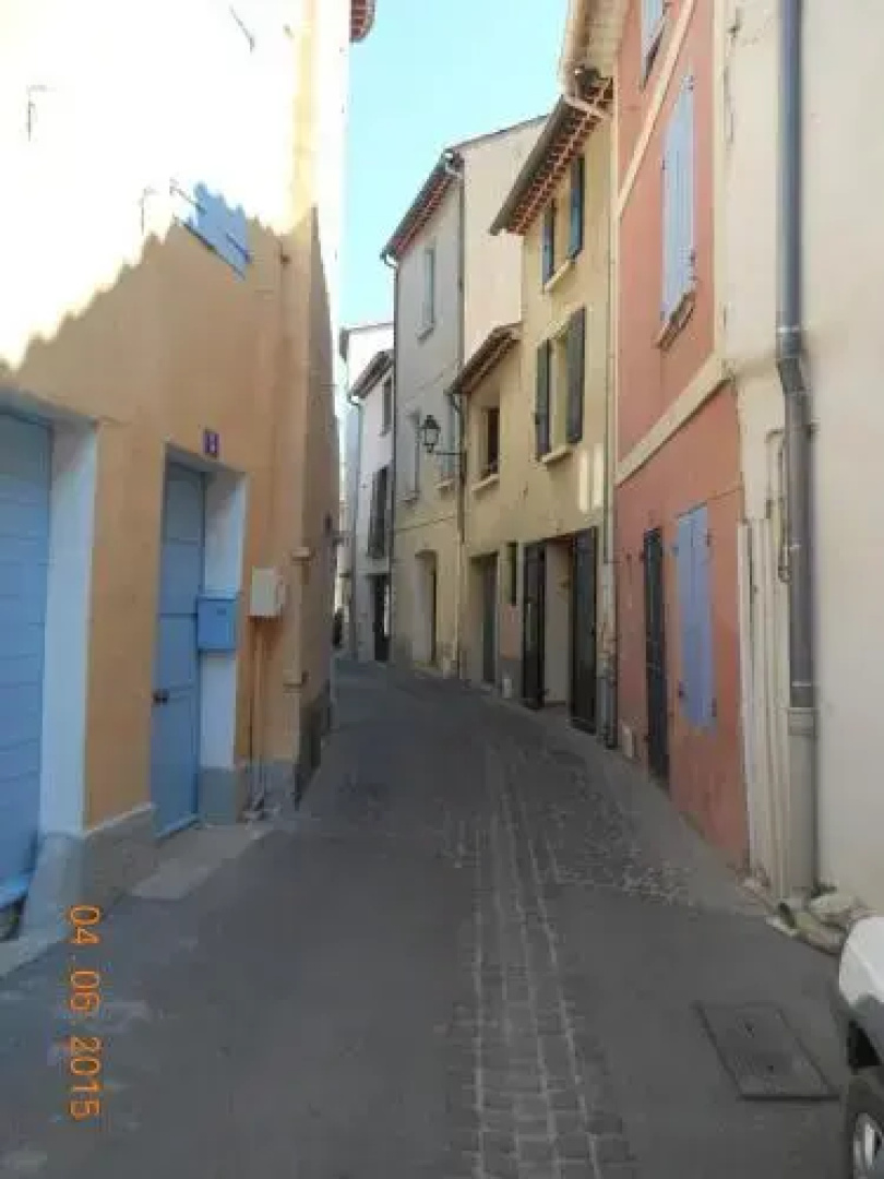 La Tribu