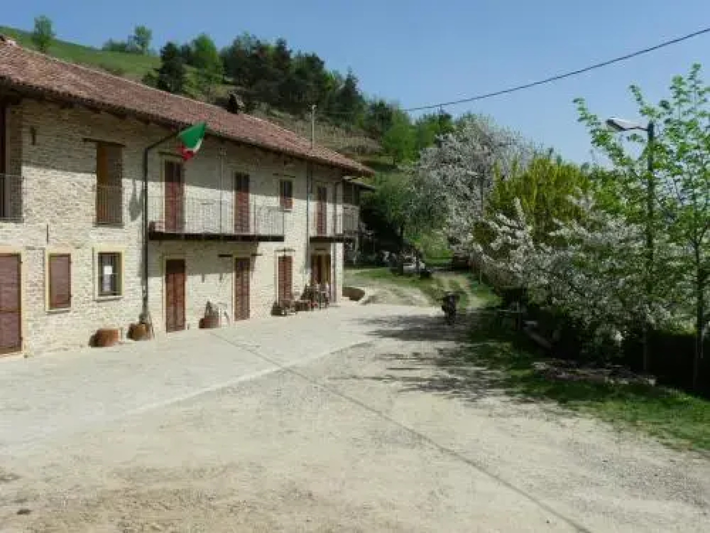 Cascina Monsignore Azienda Agrituristica