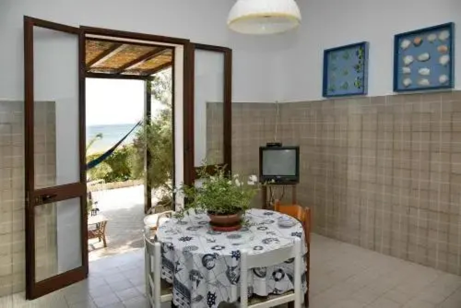 Tre Fontane sul Mare