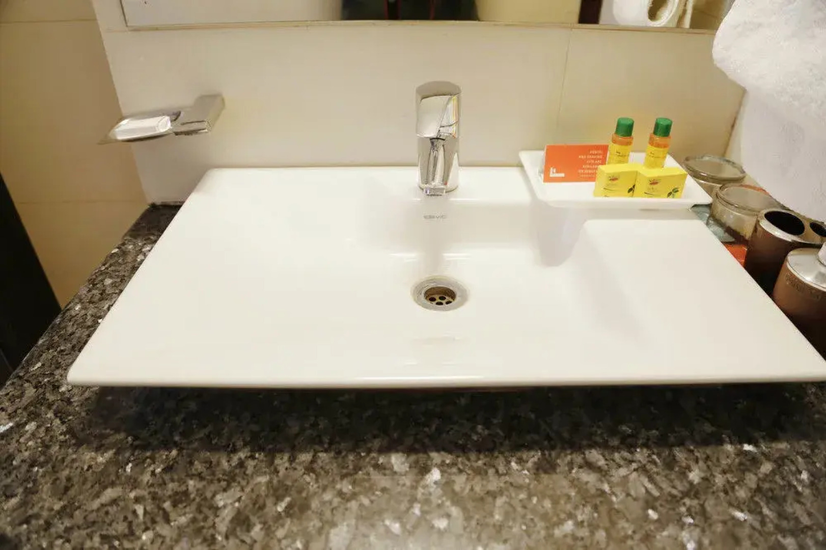 FabHotel Phase 4 Galleria