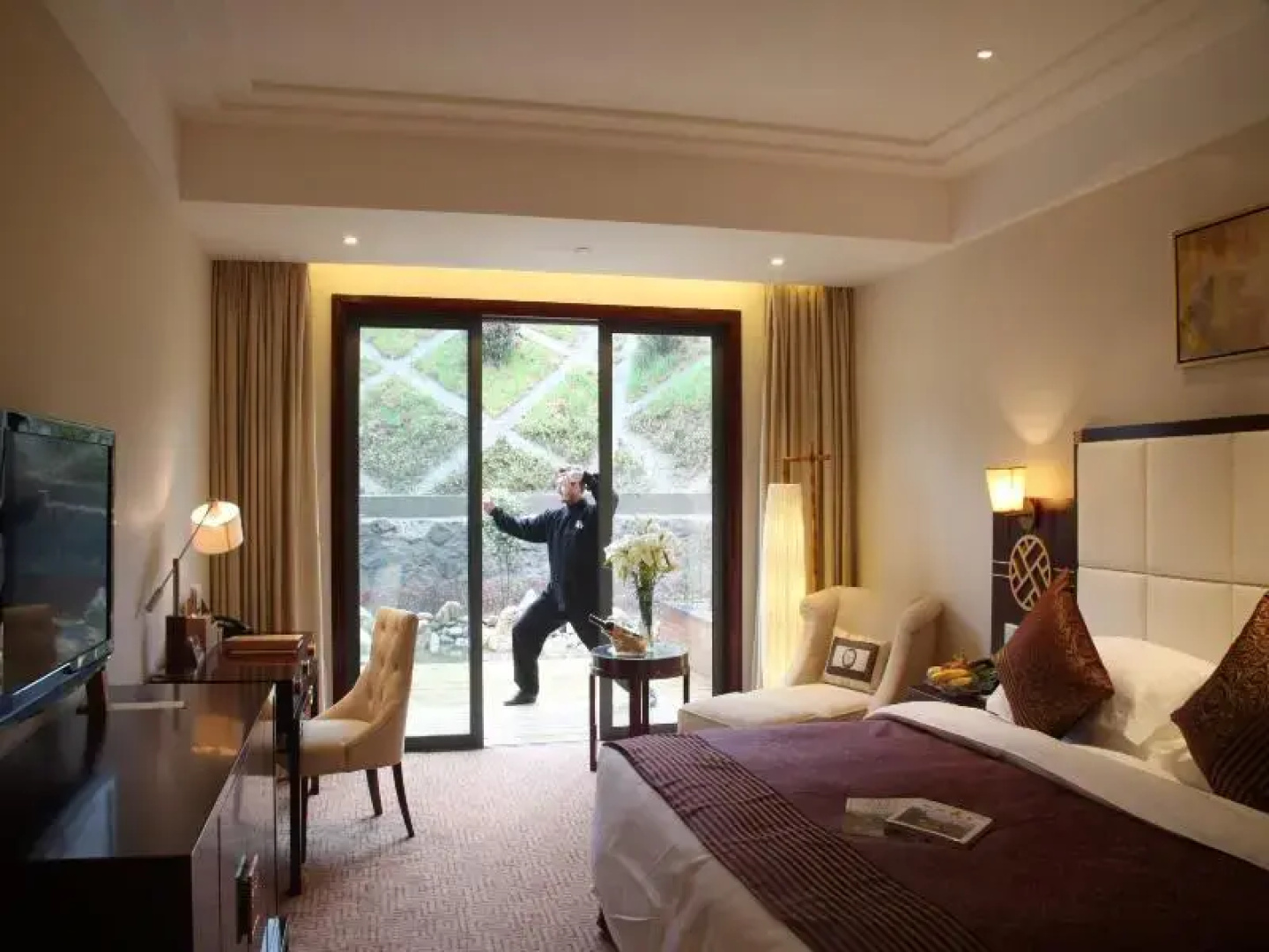 Wudangshan Jianguo Hotel