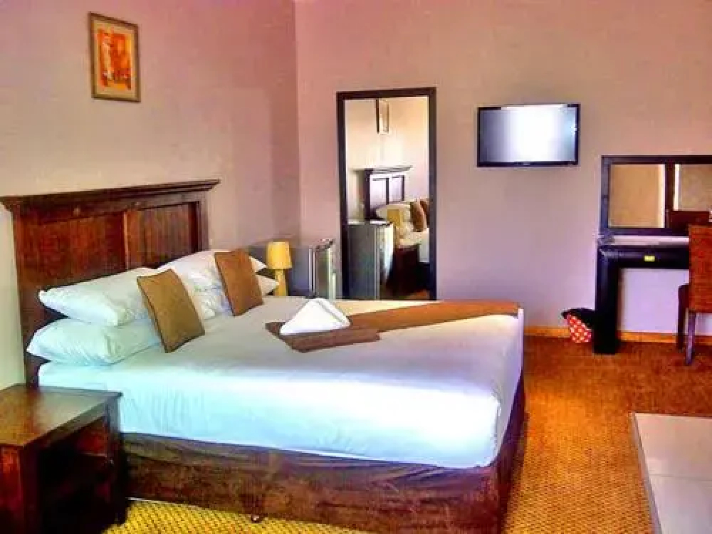 Senthaga Guest Lodge