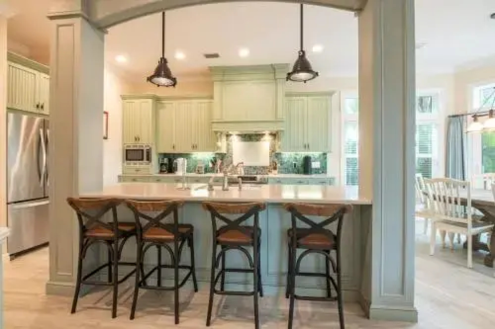 Lizzie Lu's Island Retreat