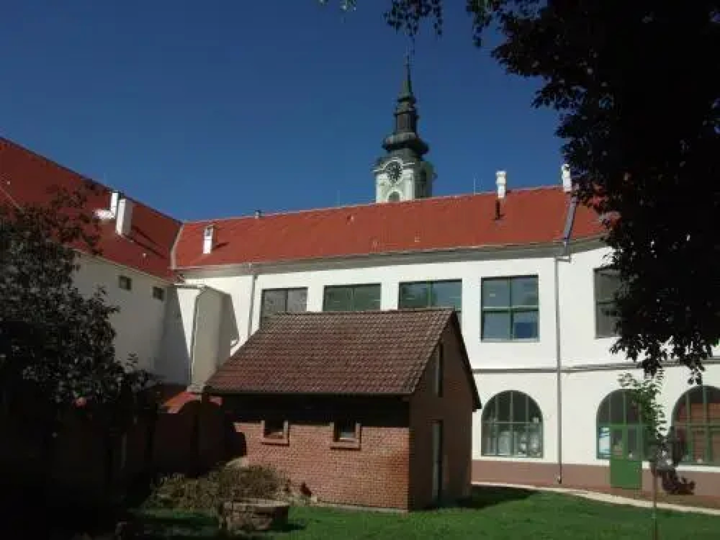 Ciszterci Haz Baja