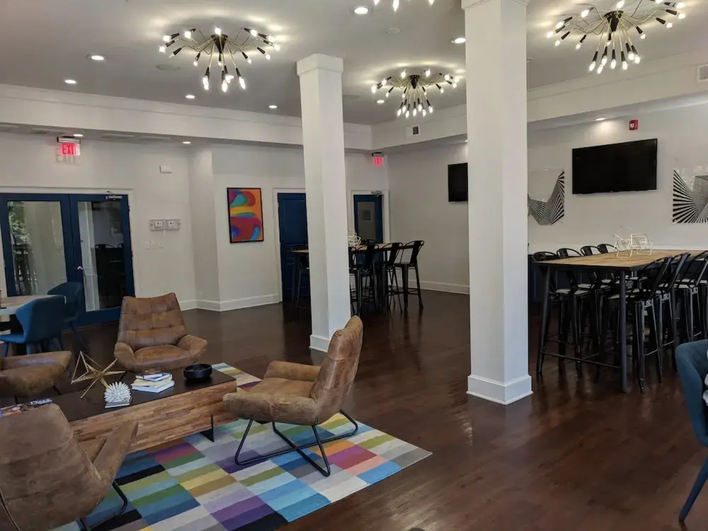 Midtown 240 By Homecomfortstay