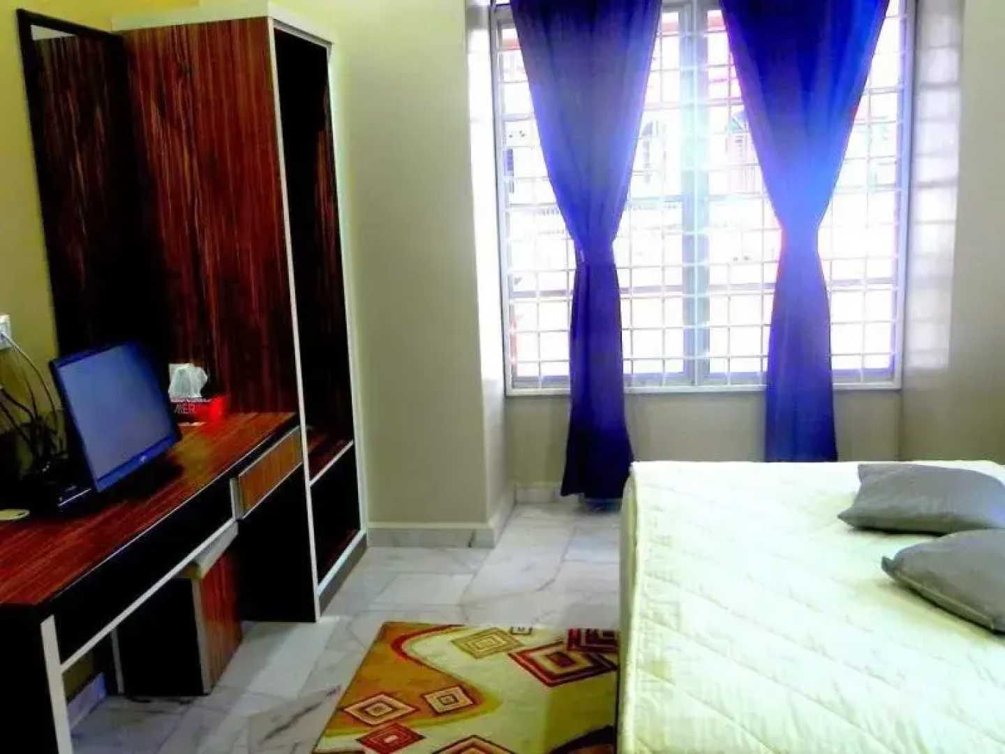 Orange Homestay