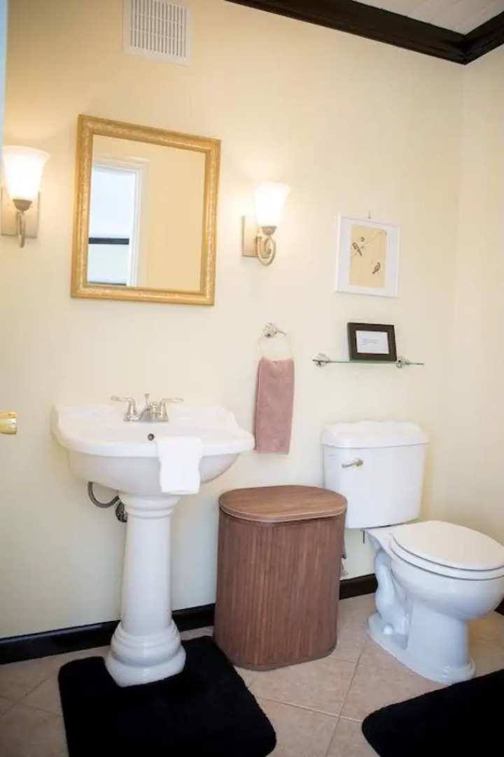 Whitley House Bed & Breakfast