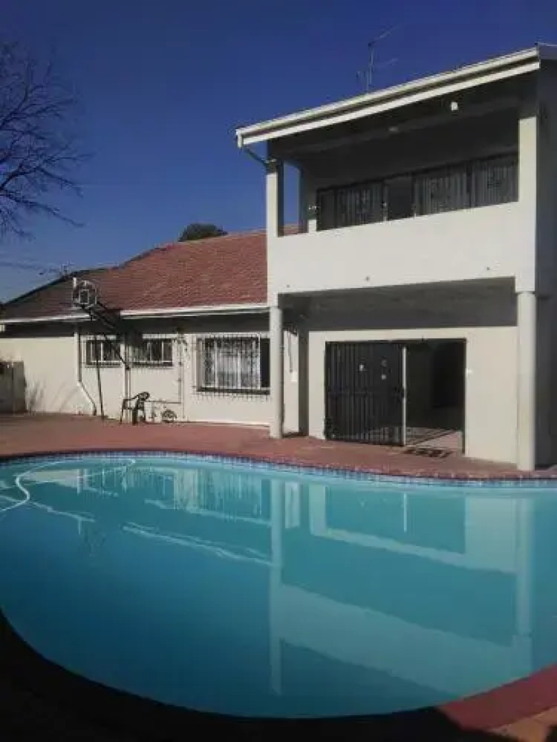 L-Pack Guesthouse
