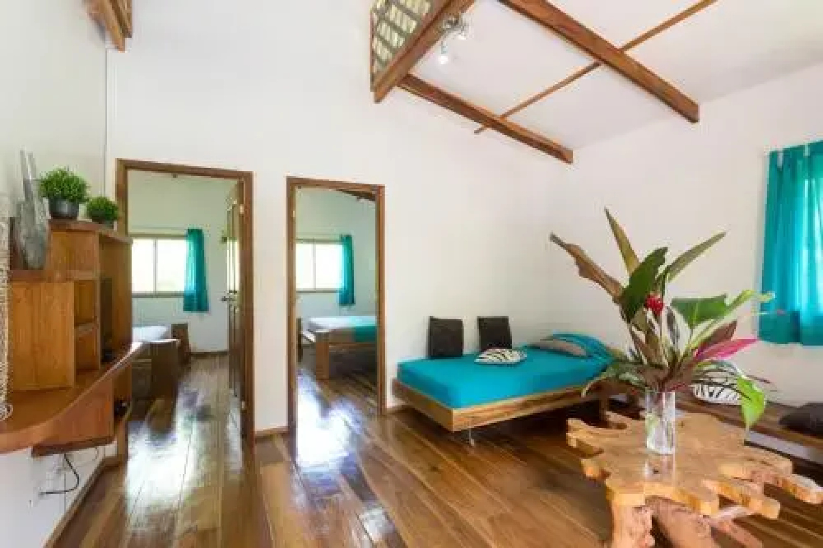 Passion Fruit Lodge