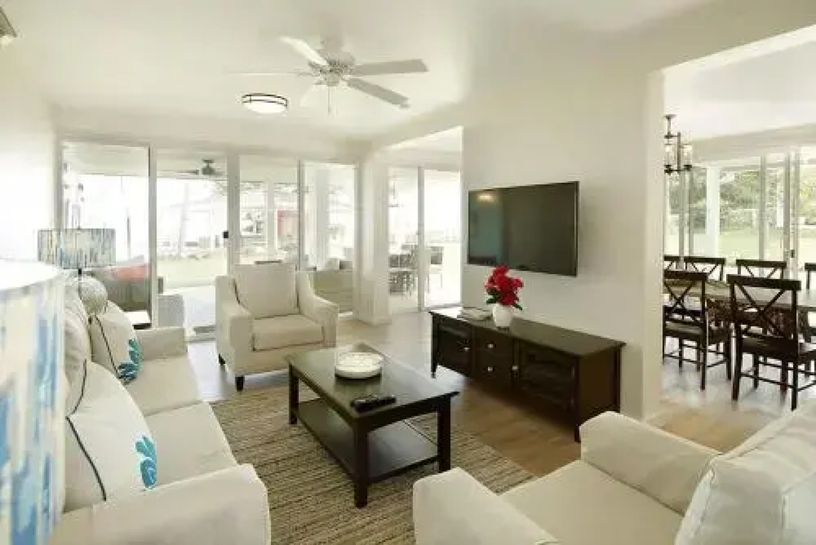 Coral Cay Villas