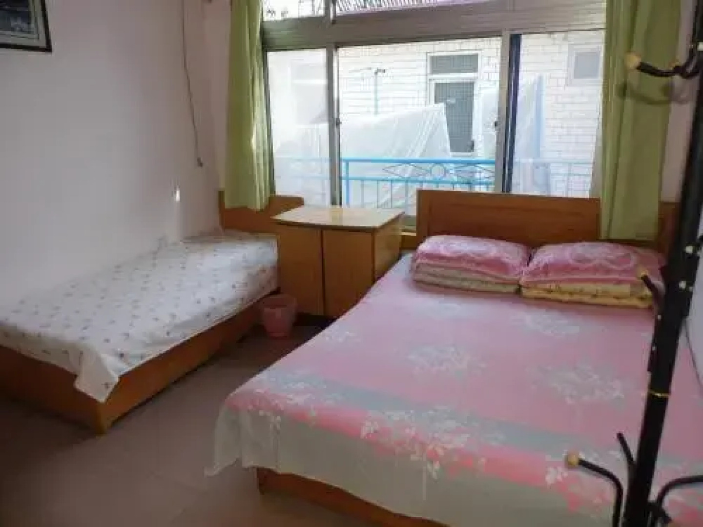 Beidaihe Lijianying Family Inn
