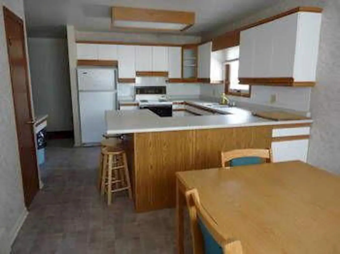 Lake-Vu Motel