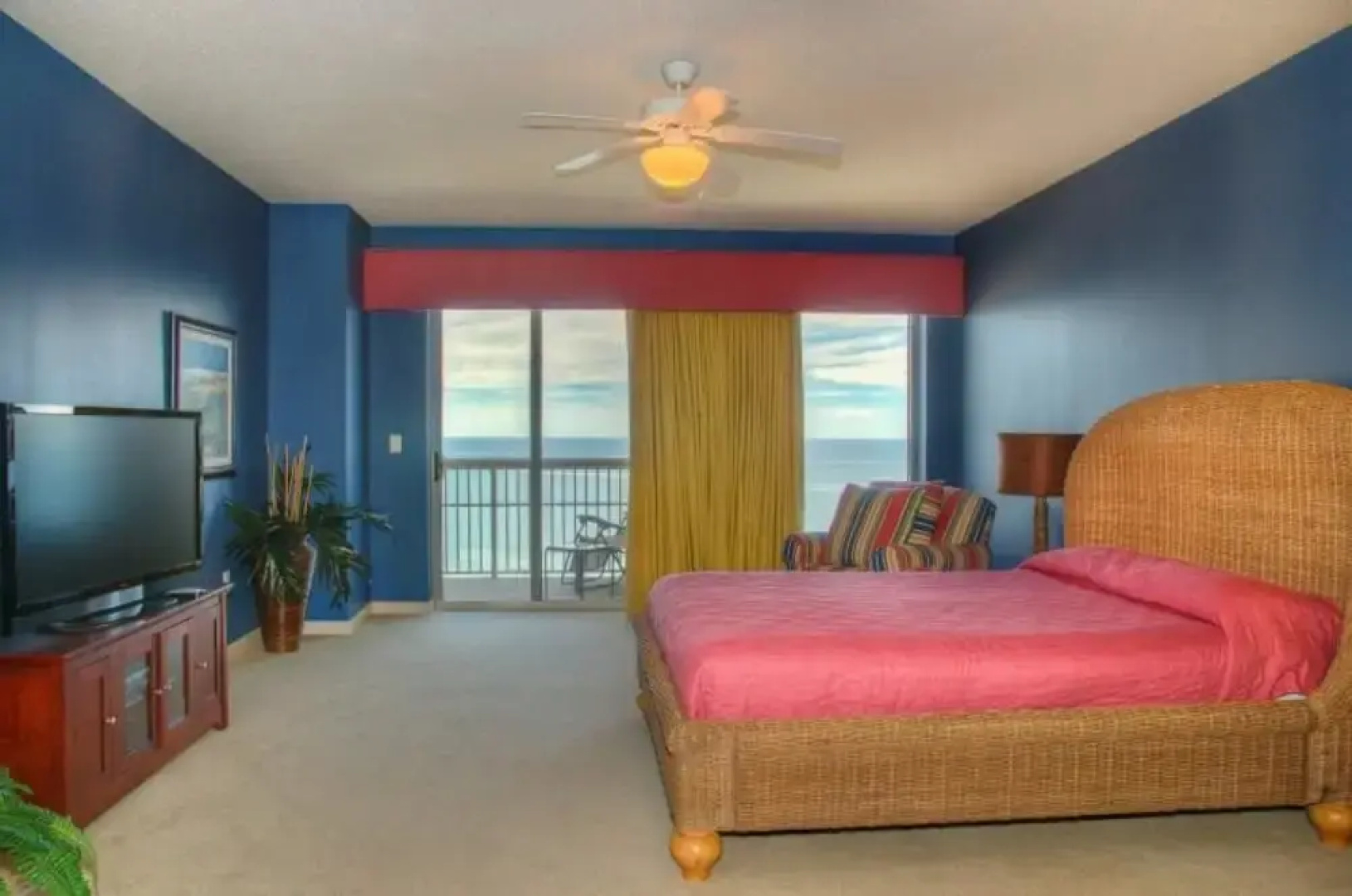 Margate Tower 2401 4br 3 Ba Direct Oceanfront 4 Bedroom Condo by RedAwning