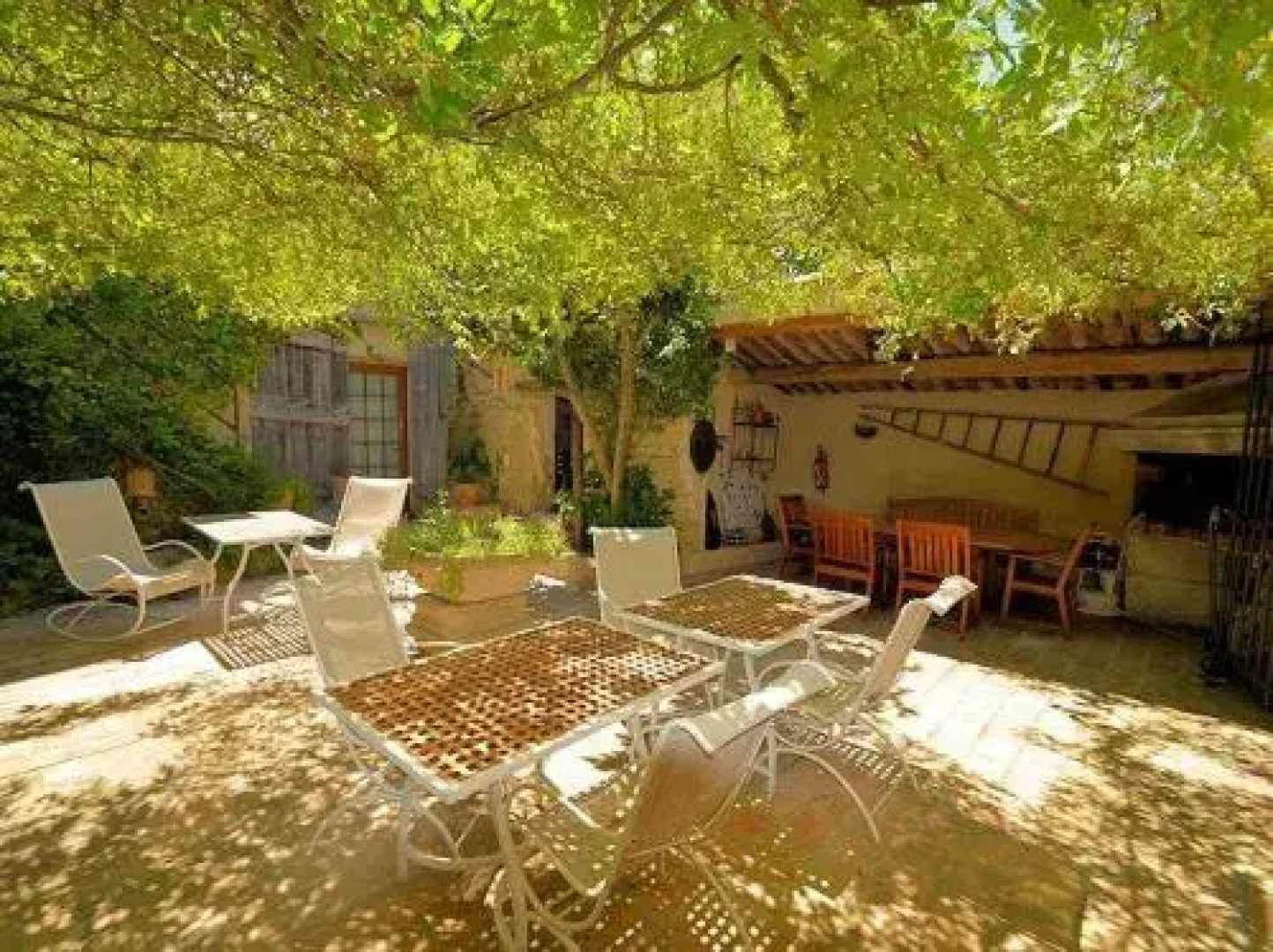 Holiday Home Route d'Ansouis