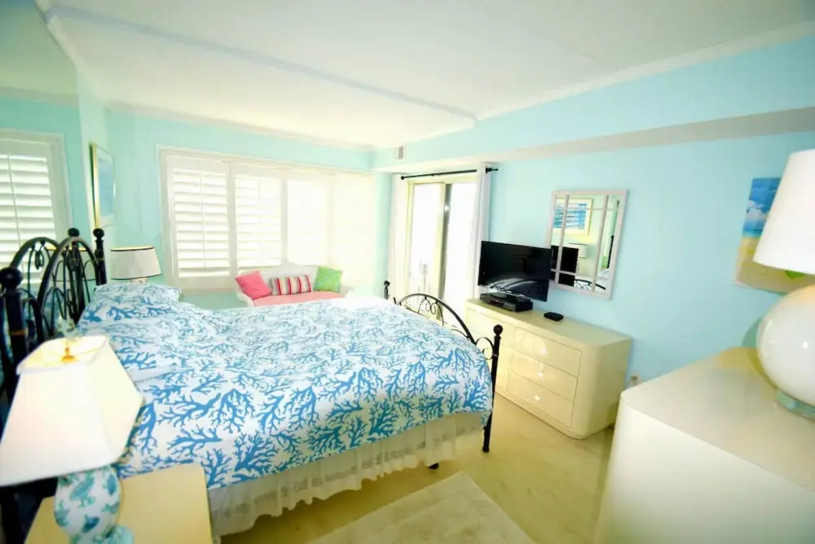 Ocean Hideaway 111 by RedAwning