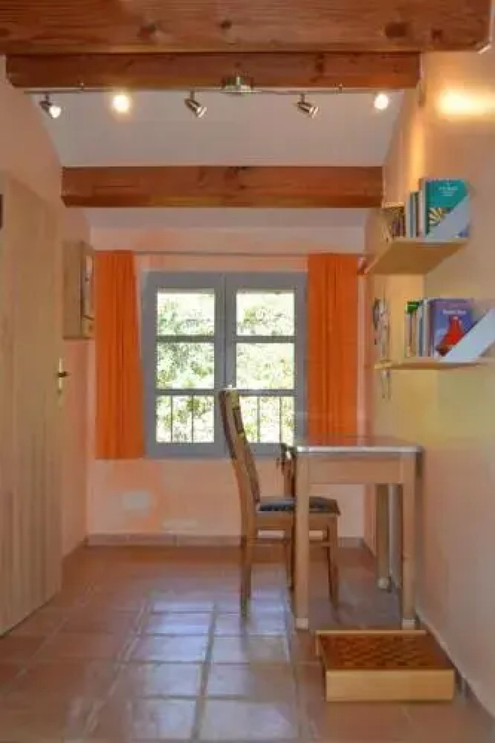 House With Garden And Sea View