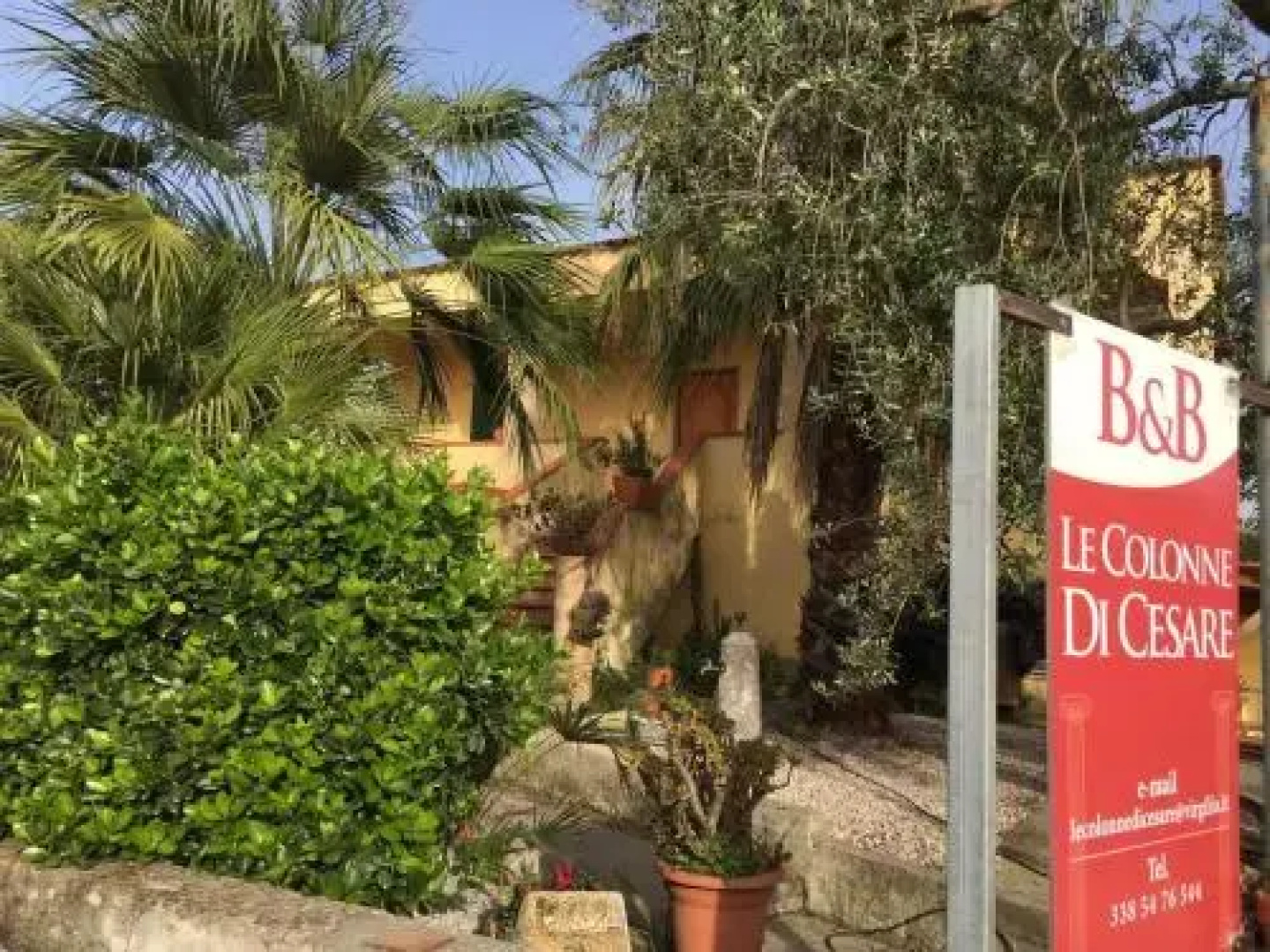 Palazzo Damaro