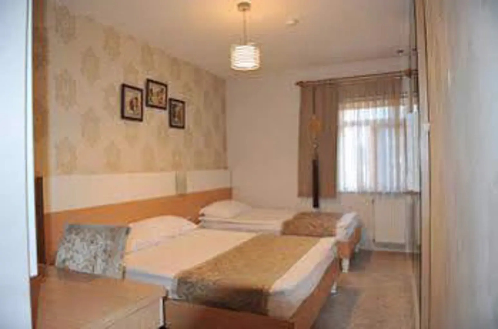 Esadas Hotel