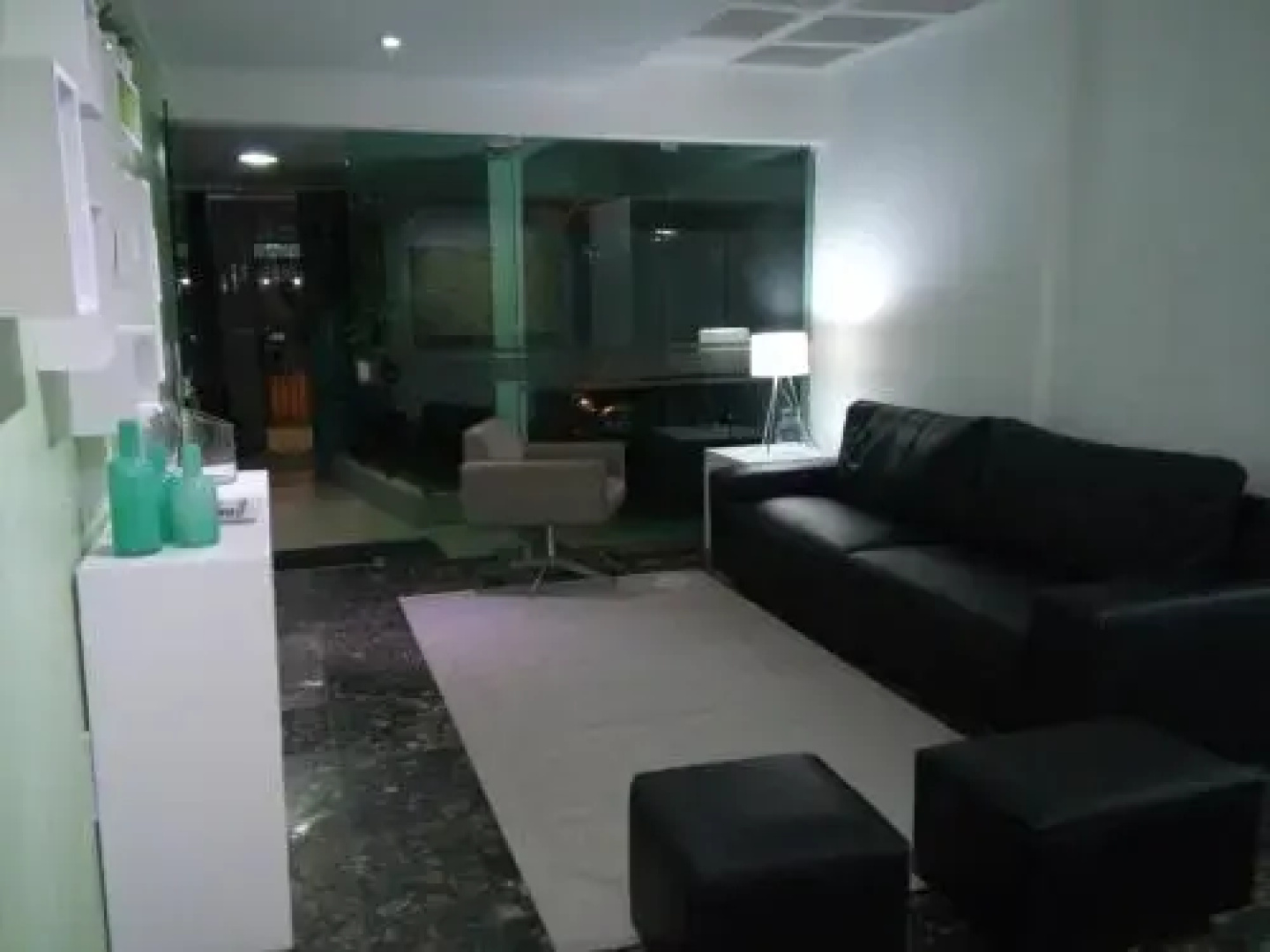 Edifício Golden View Home Service