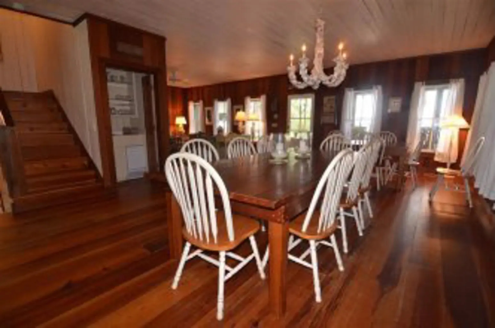 139 Kitchens Creek 8 Br Home by RedAwning