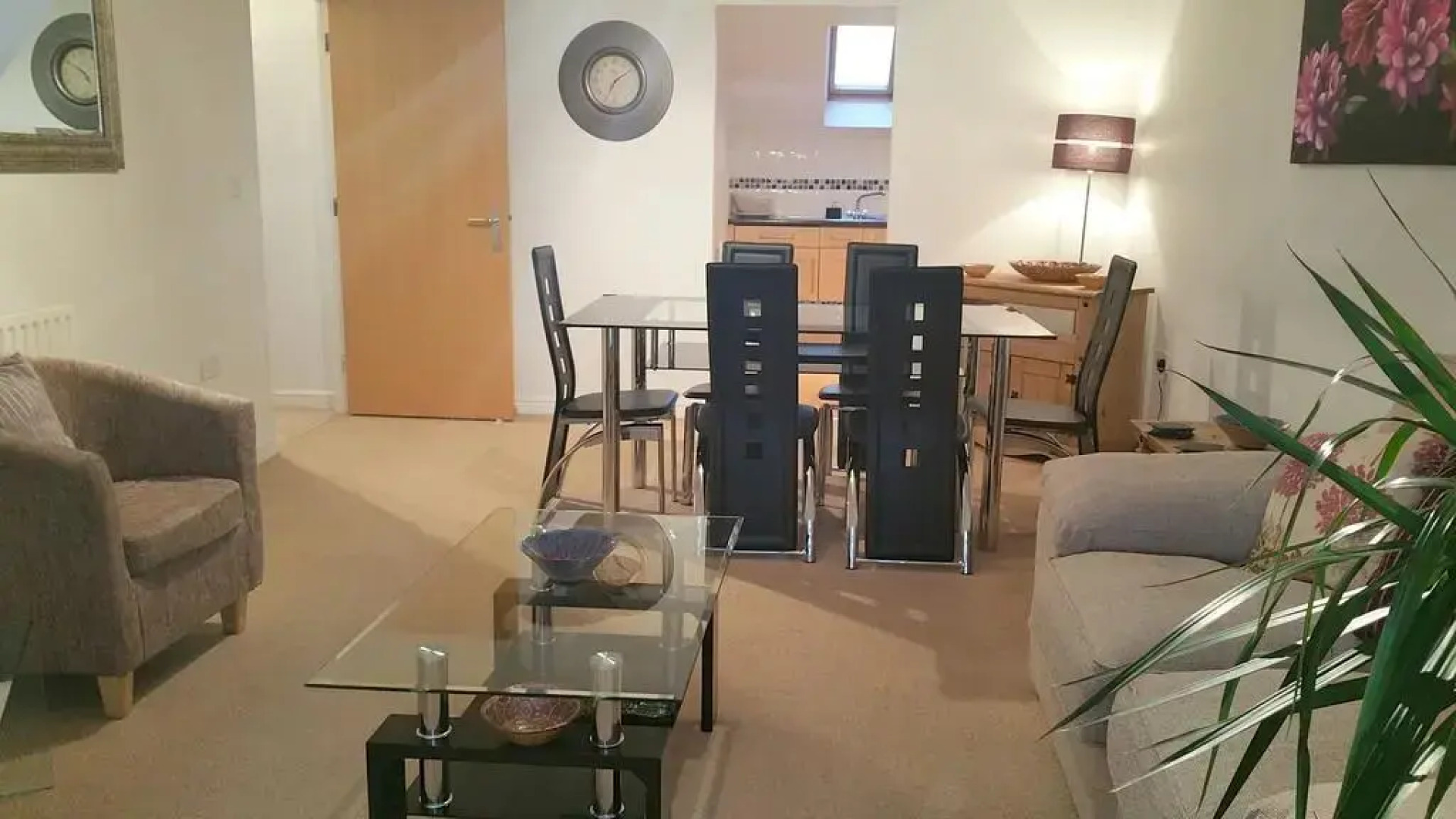 The Luxurious Riverside (Peymans)