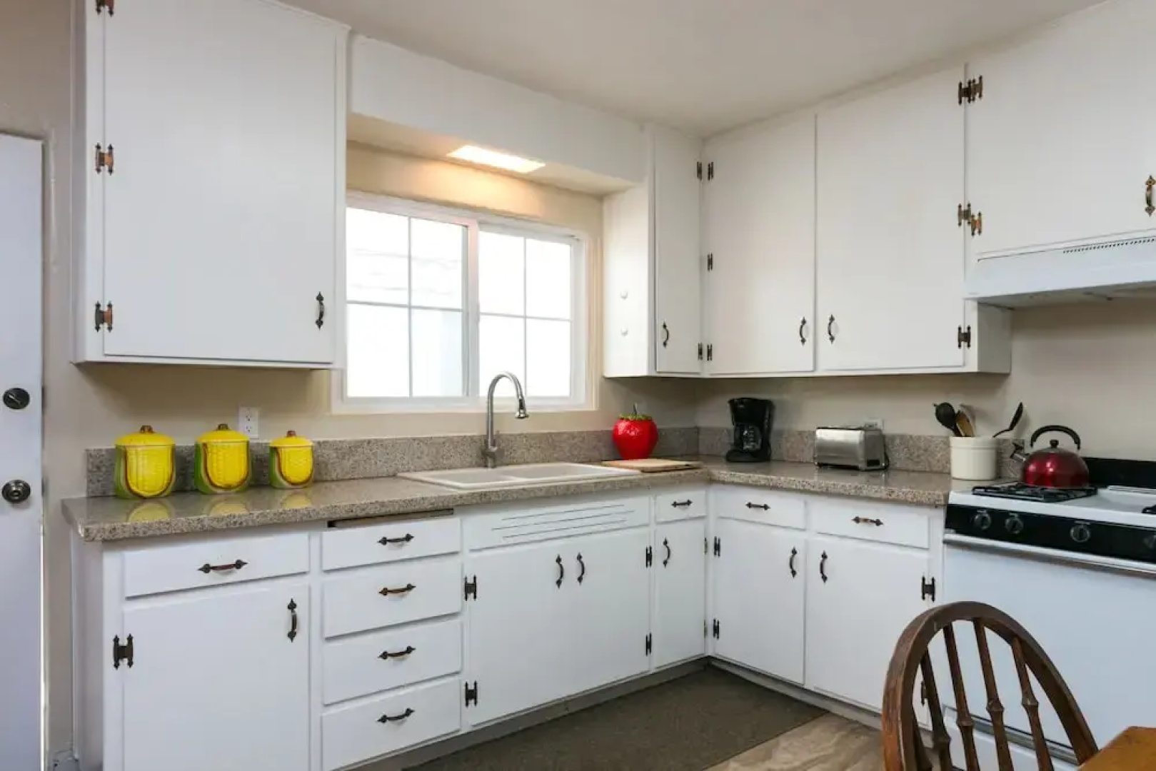 2025 Ocean Drive House - 3 Br home by RedAwning