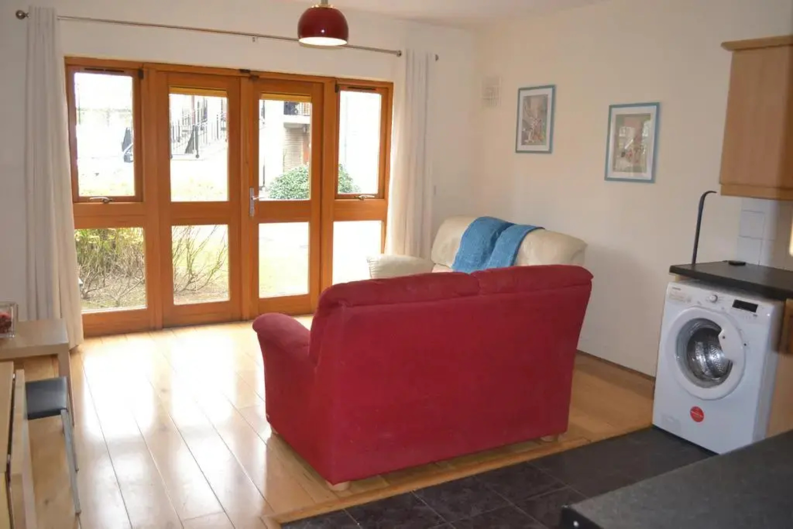 Bradogue Court Apartment
