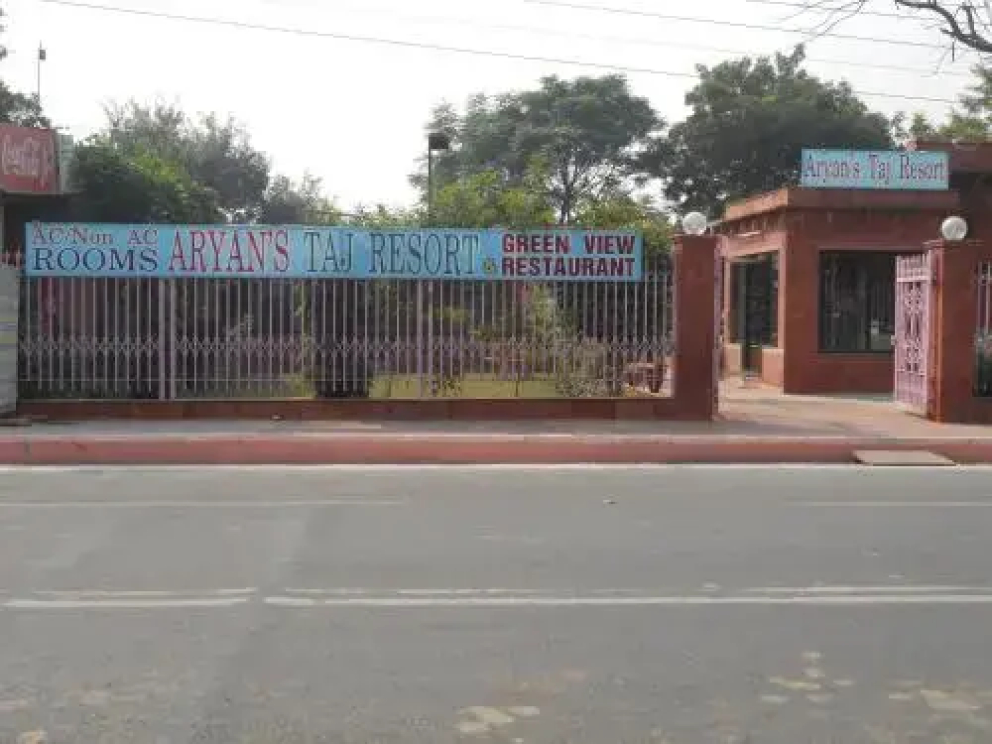 Aryans Taj Resort