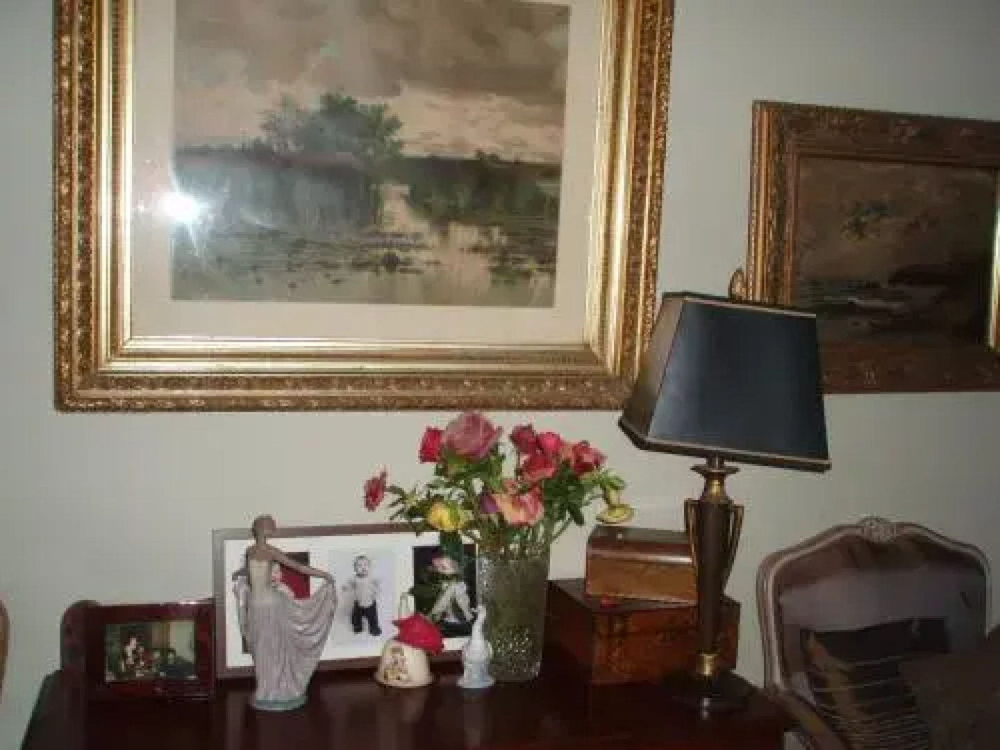 Lakeshore Lodge