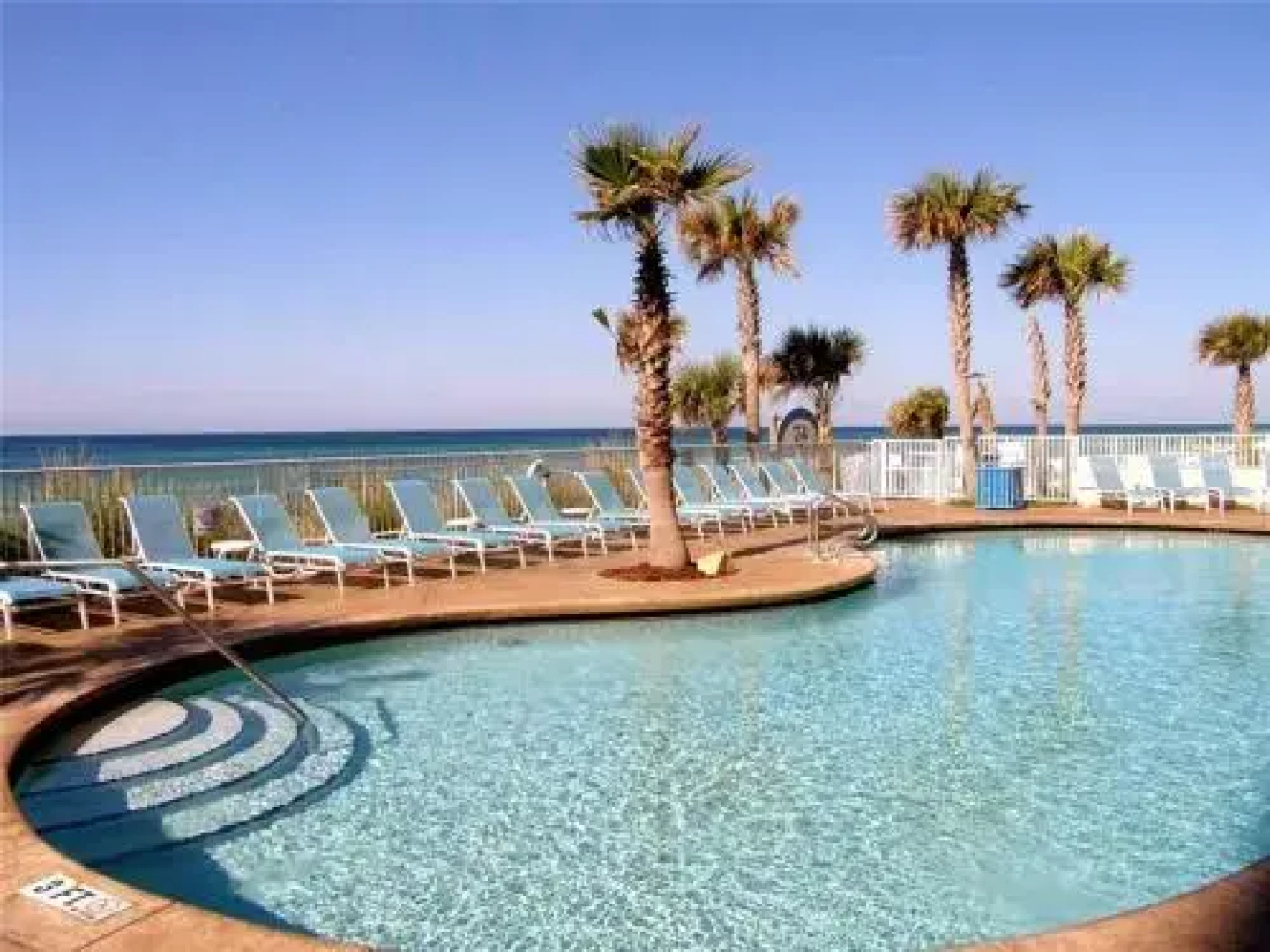 Splash Resort 1 by Panhandle Getaways