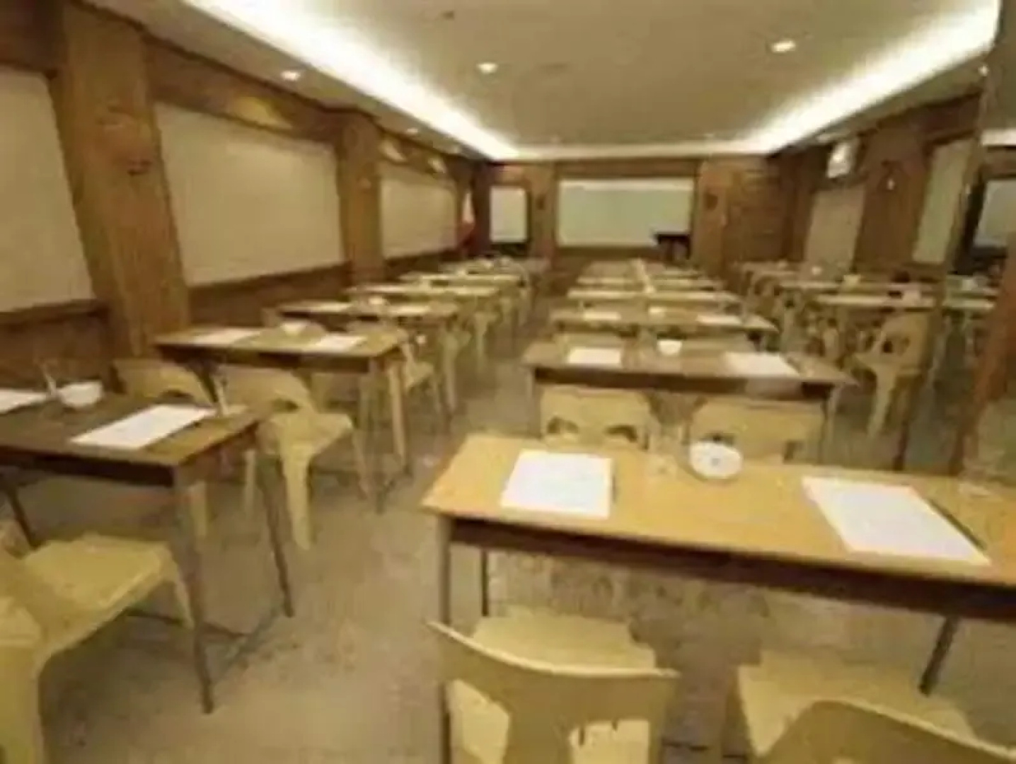 Kabayan Hotel Monumento