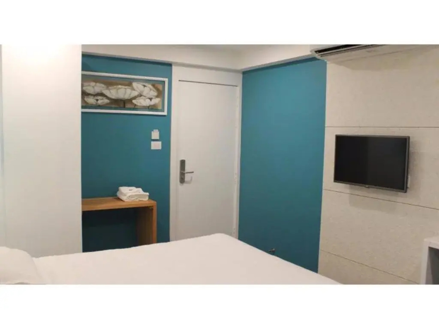 Vista Rooms at Sanwar Road