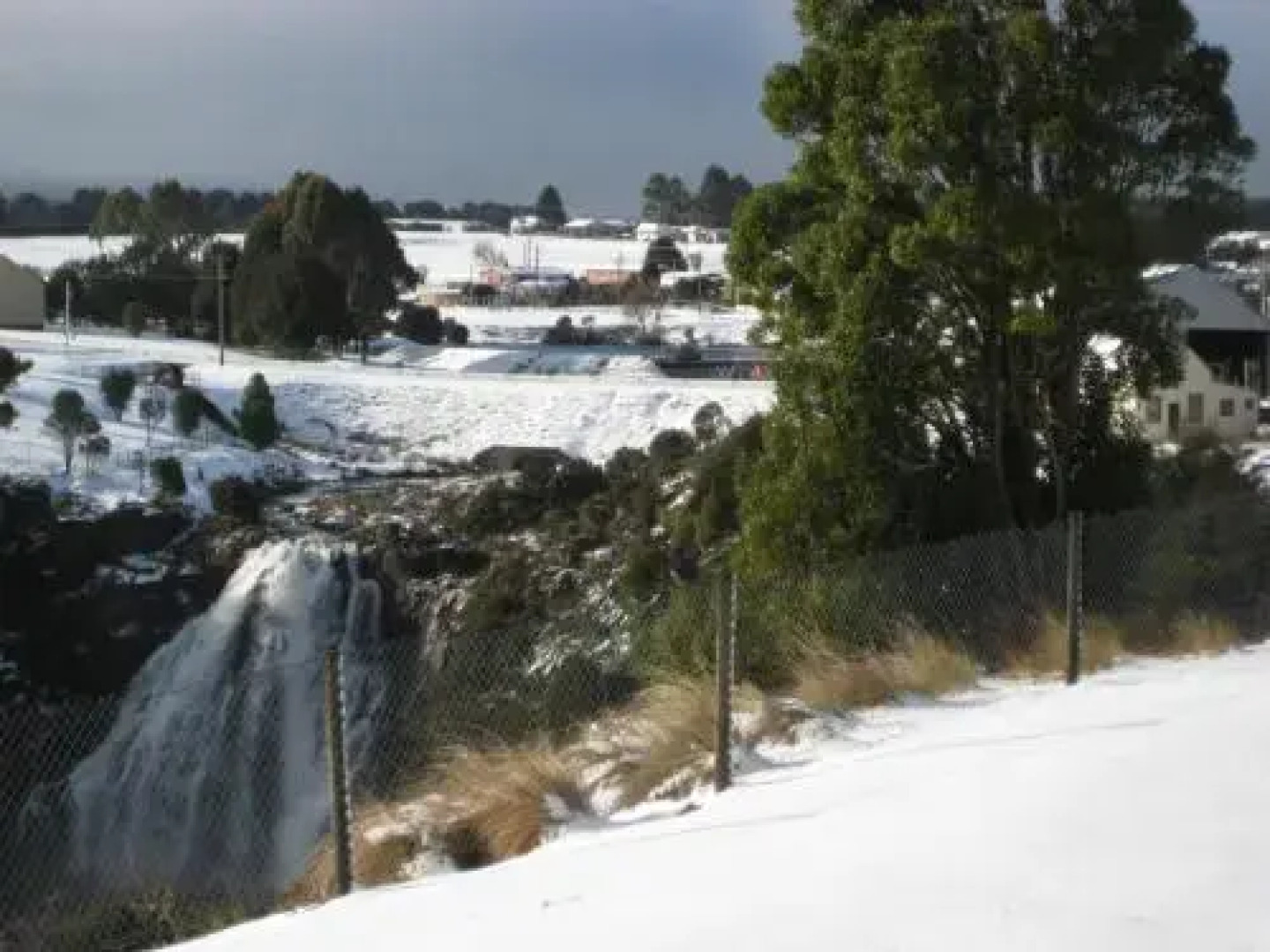 Waratah Falls Holiday Unit