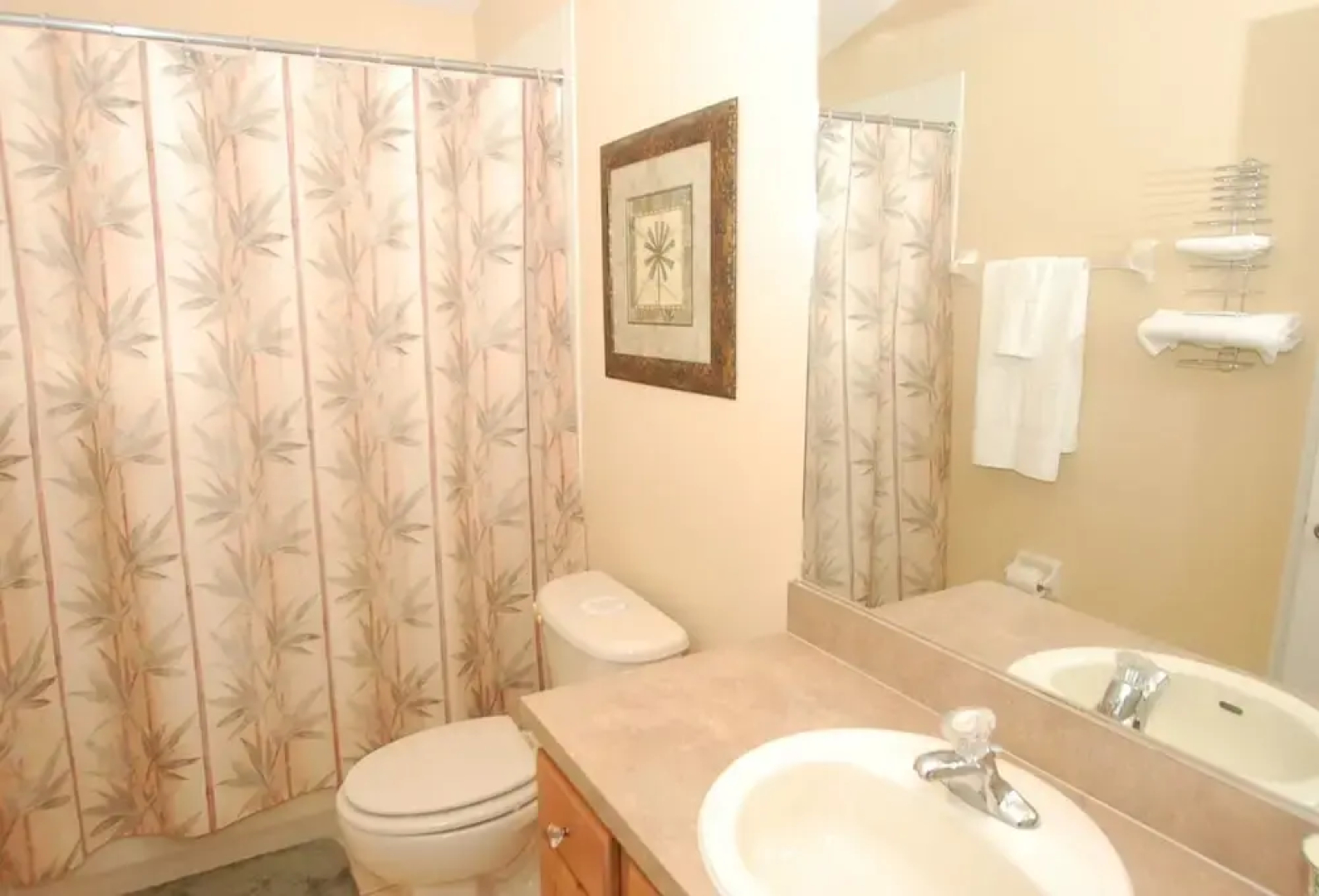 16623FM Sunlight Villa 3 Br villa by RedAwning