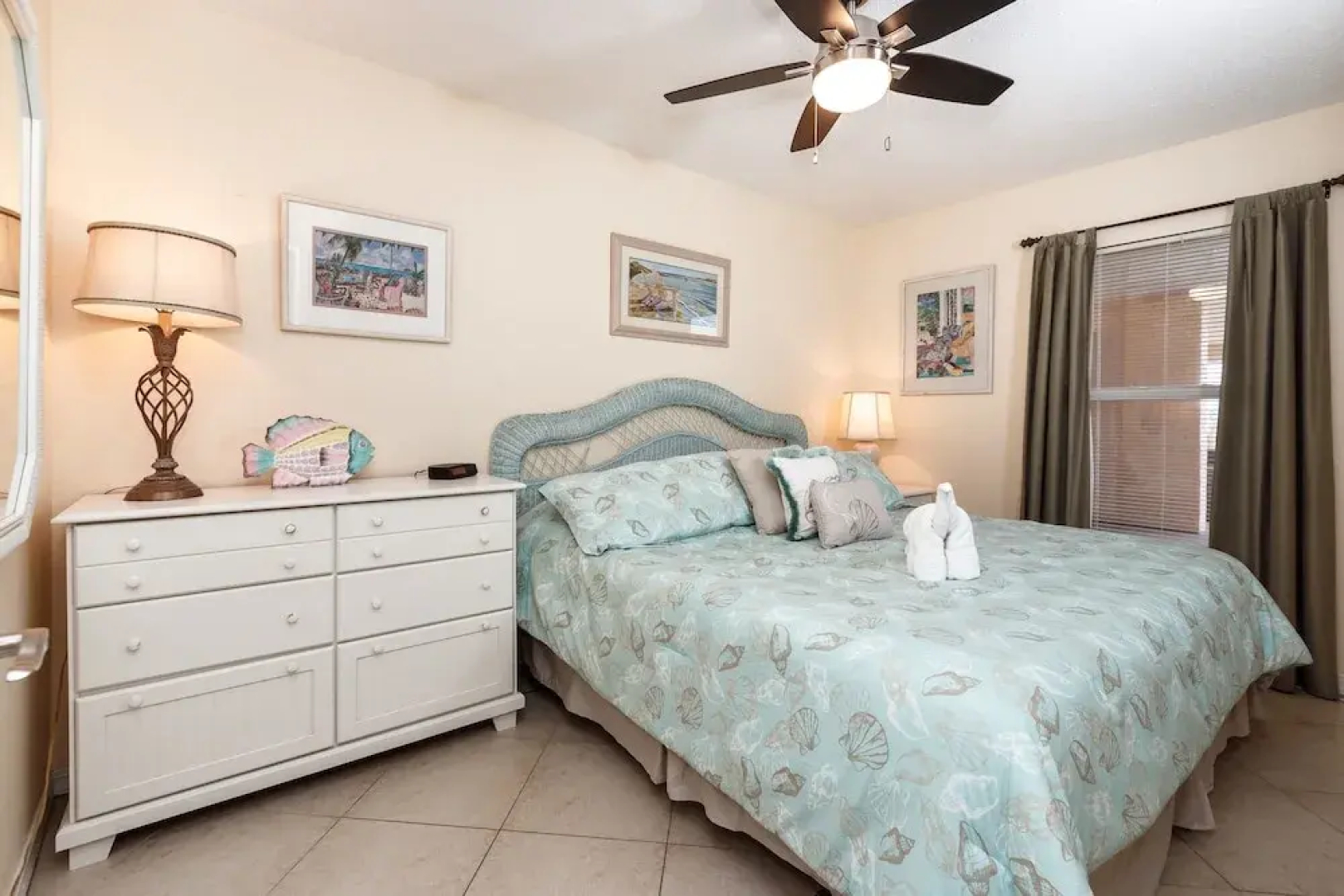 Islander 4005: UPDATES UPDATES UPDATES! THIS UNIT WILL TAKE AWAY YOUR BREATH!