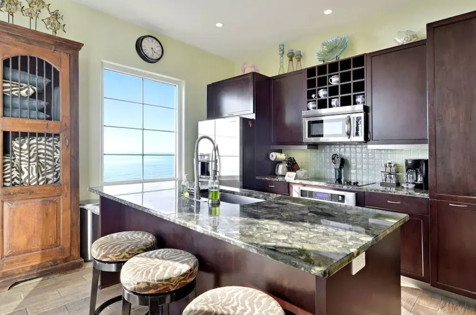Diamond Beach 505