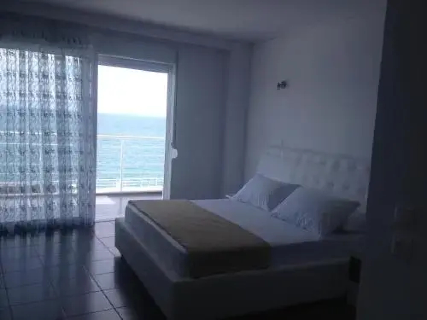 Barracuda Hotel